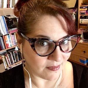 Meet your Posher, Victoria